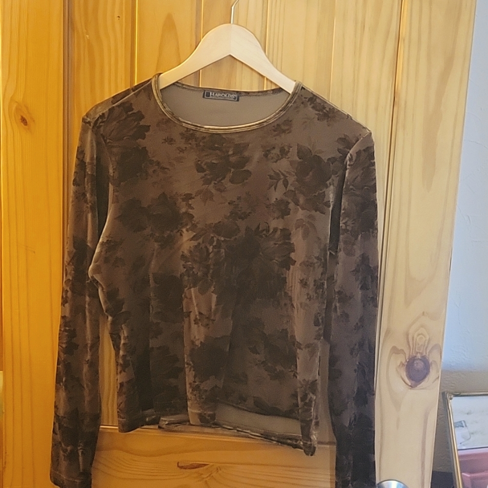 brown velevet floral top, size M